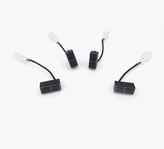 ������˷�ģ���ǳ�����������ӿ���Ϊ��������ͨ����������⡢����ʶ���Ӧ���ṩ����������Ƶ�ź���ʰ���Ƕȷ�Ϊȫ��͵�������������źŷ�Ϊģ�������������